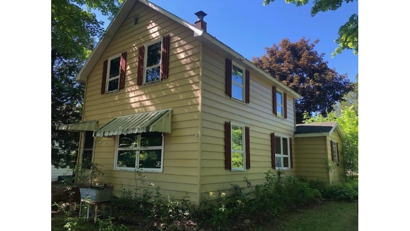 610 Center St White Lake, WI 54491 by Shorewest Realtors $39,900