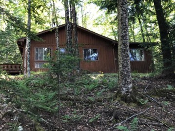 11566 Miller Dr, Presque Isle, WI 54557