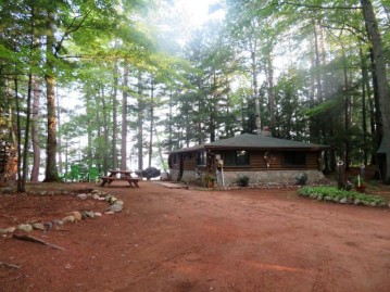 3943 Moen Lake Rd, Pine Lake, WI 54501