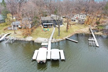 4918 Elm Island Cir, Waterford, WI 53185-3363