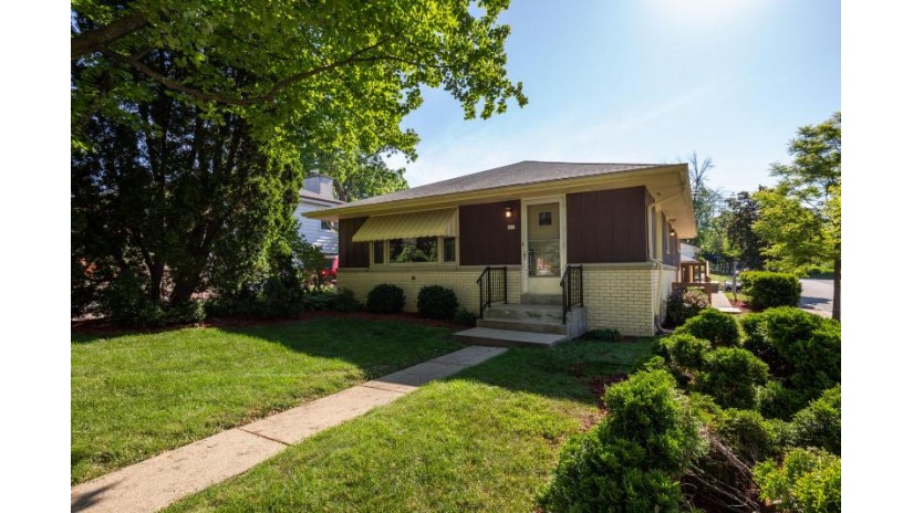 302 N 113th St Wauwatosa, WI 53226 by Keller Williams Realty-Milwaukee North Shore $199,000