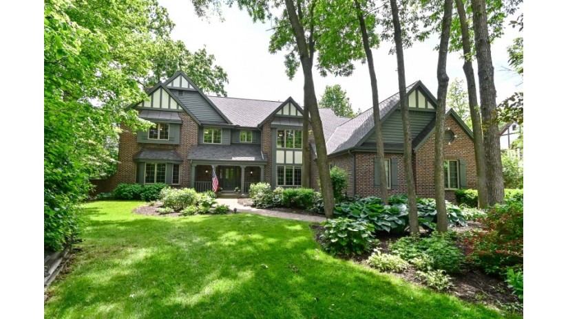 14295 Woodmount Dr Brookfield, WI 53005 by Shorewest Realtors $939,900