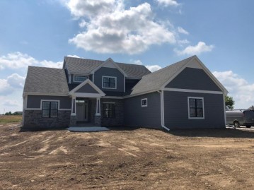 W277N8900 Monarch Ct, Lisbon, WI 53089