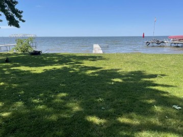 N10894 Artesia Beach Rd, Calumet, WI 53049-1201