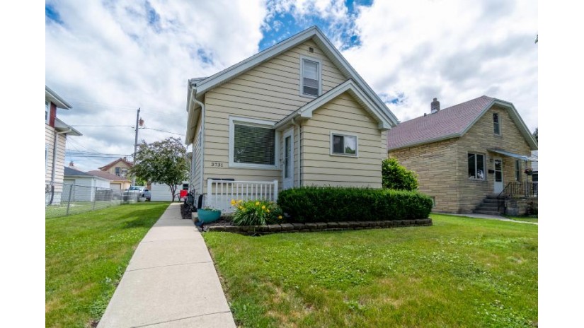 3731 E Underwood Ave 3731A Cudahy, WI 53110 by The Stefaniak Group, LLC $175,000