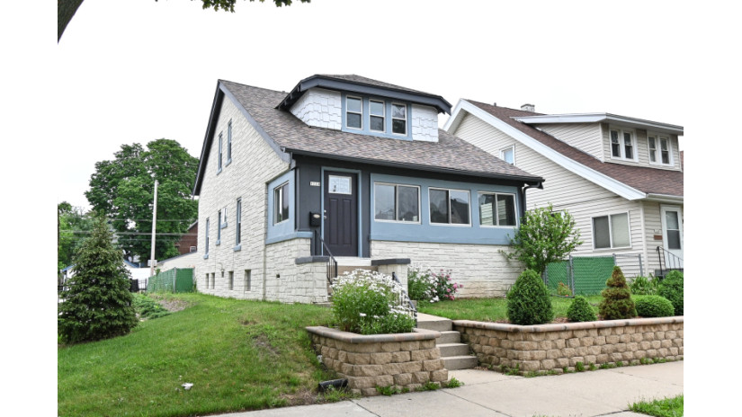 1118 S 24th St Milwaukee, WI 53204 by Shorewest Realtors $150,000