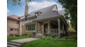 3013 N Summit Ave Milwaukee, WI 53211 by Shorewest Realtors $825,000