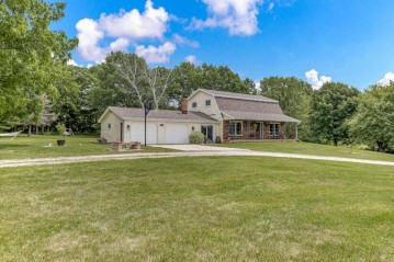 14527 Pigeon River Rd, Meeme, WI 53015-1101