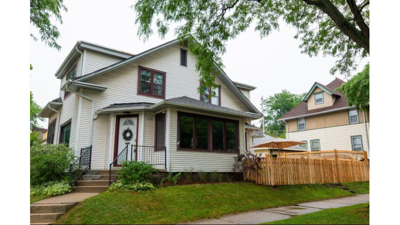 2100 E Webster Pl Milwaukee, WI 53211 by Firefly Real Estate, LLC $289,900