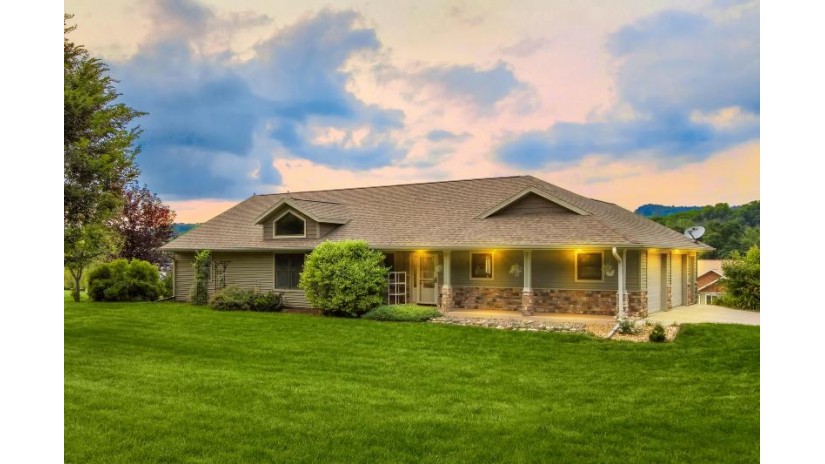 W5931 Schultz Ln Onalaska, WI 54650 by Century 21 Affiliated $395,000