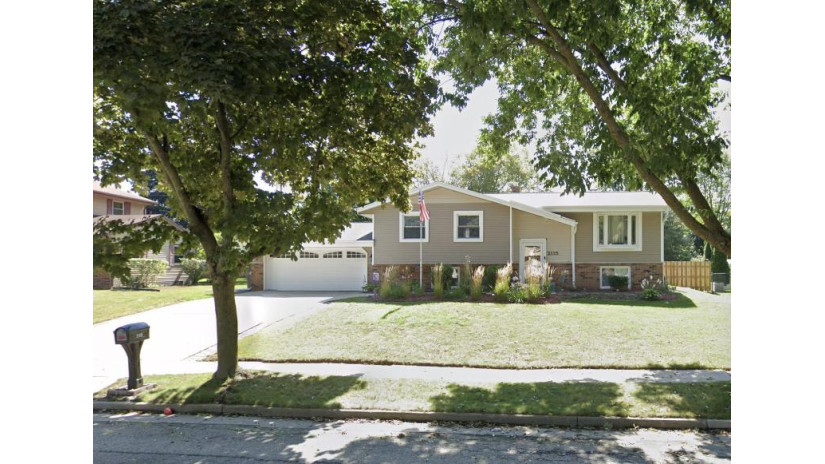 2115 Ruben Dr Waukesha, WI 53186 by RE/MAX Realty Pros~Milwaukee $305,000