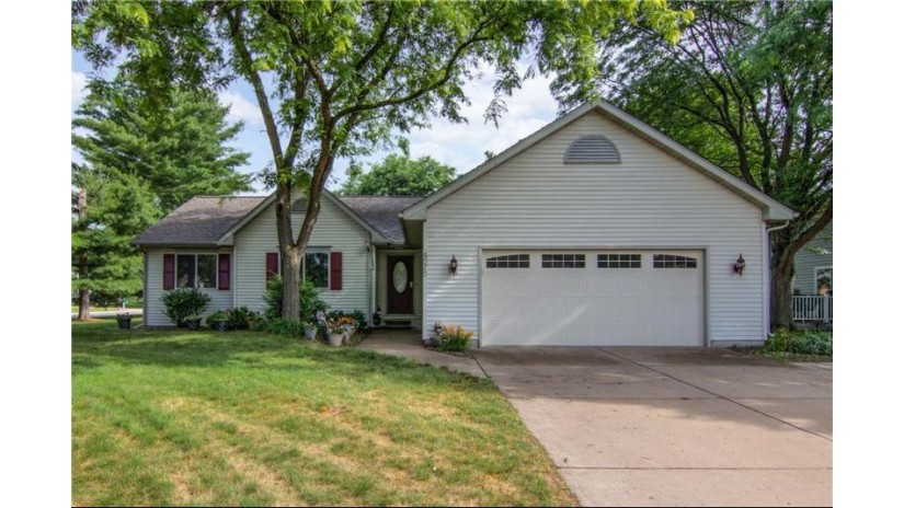 4575 Clover Drive Eau Claire, WI 54701 by Property Shoppe Realty Llc $329,900