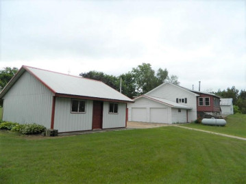 N1009 County Road O, Mondovi, WI 54755