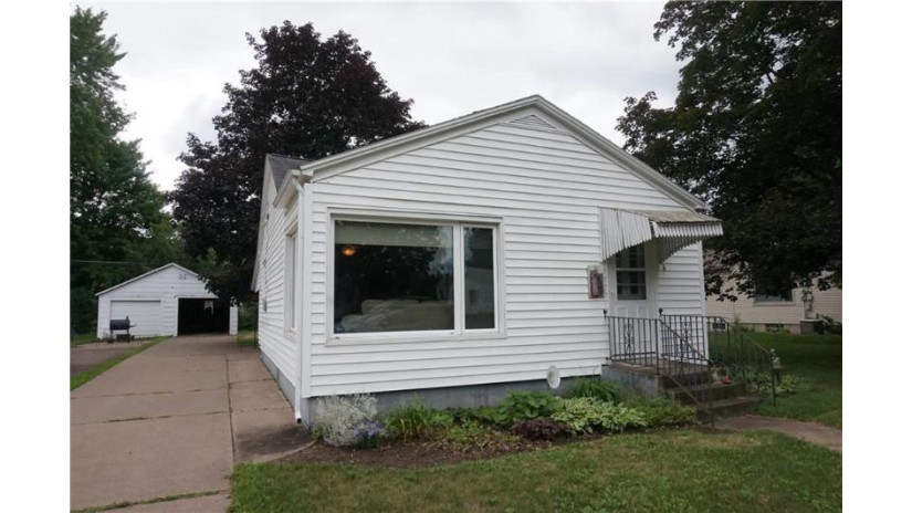 602 20th Avenue Menomonie, WI 54751 by Westconsin Realty Llc $135,000