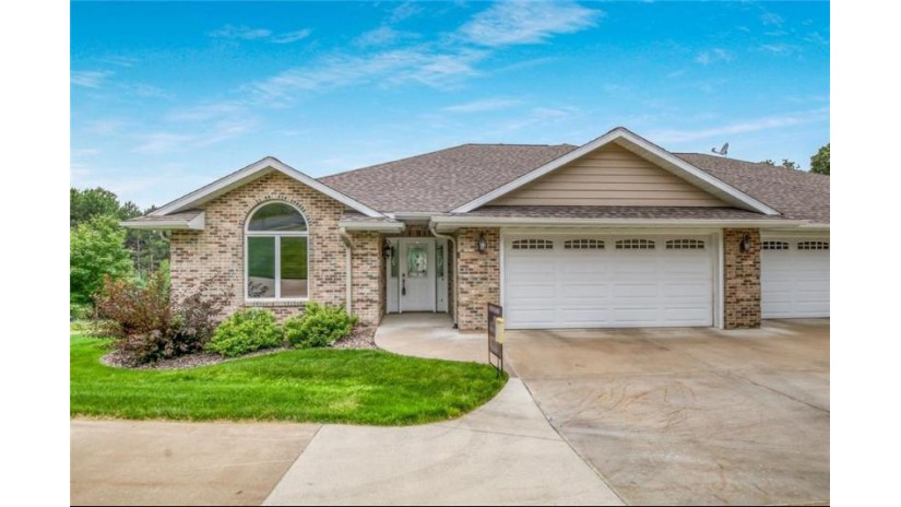 4220 Williamsburg Drive Eau Claire, WI 54703 by Elite Realty Group, Llc $349,900