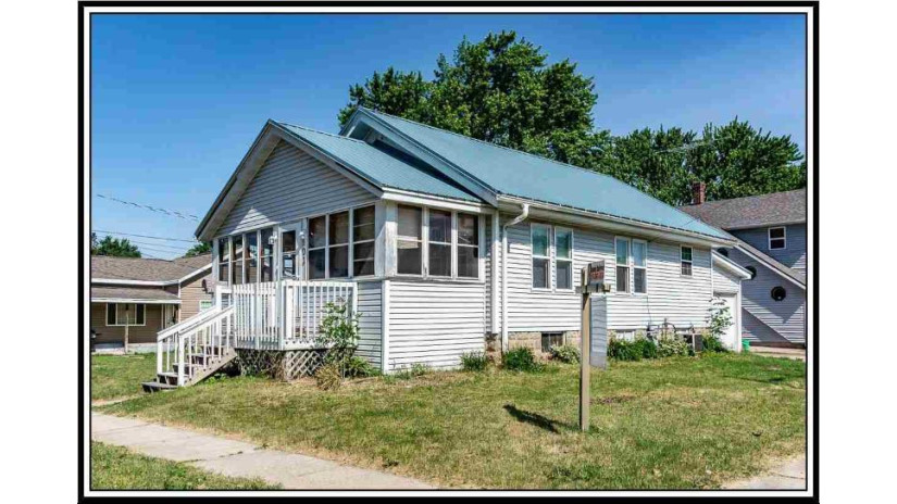 803 W North Water Street New London, WI 54961 by Century 21 Ace Realty $89,900