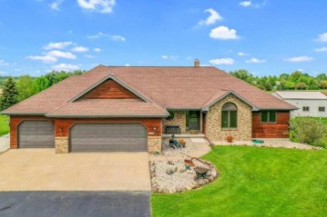 W9740 Cloverleaf Road, Dale, WI 54944