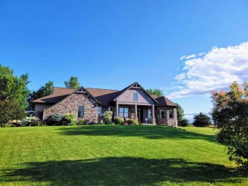 W10413 Cloverleaf Road, Dale, WI 54944