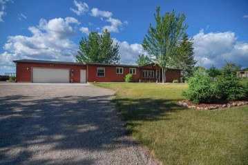 8012 Hwy M, Spruce, WI 54112