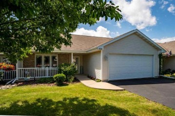 356 Wyldewood Drive B, Oshkosh, WI 54904