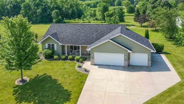 5022 Verone Court, Scott, WI 54229-9359