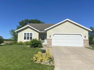 545 S Park St, Belleville, WI 53508