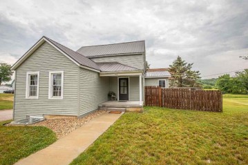 212 State St, Hollandale, WI 53544