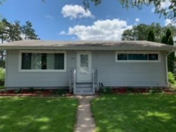 208 S Pierce St, Adams, WI 53910