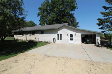 W4611 County Road A, Lafayette, WI 53121