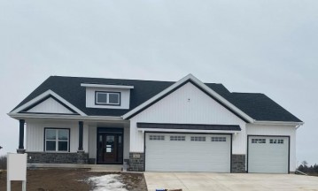 2612 Notre Dame Dr, Fitchburg, WI 53711