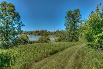 880 Cty R E, Hudson, WI 54016