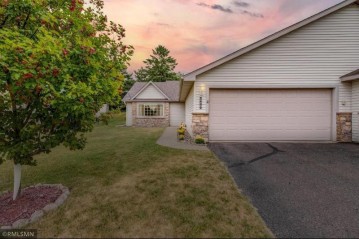 520 Meadows Dr, Hammond, WI 54015