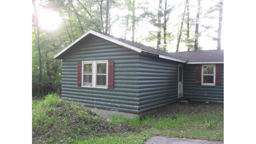 1084 South Lake Road Amherst Junction, WI 54407 by Prism Real Estate $114,900