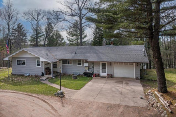 8795 Van Bussum Rd, Three Lakes, WI 54521