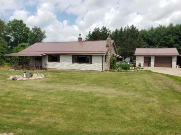 W7098 Mayking Rd, Norwood, WI 54409