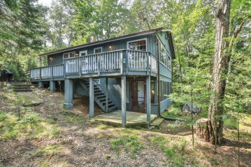 1540 White Horse Ln, St. Germain, WI 54558