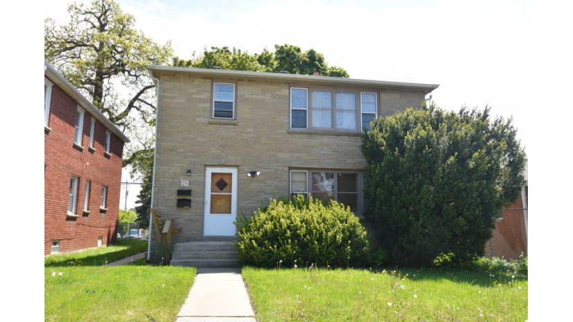 6825 W Villard Ave Milwaukee, WI 53218 by Shorewest Realtors $169,000