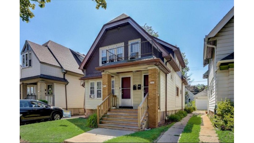 2967 N 58th St 2969 Milwaukee, WI 53210 by Powers Realty Group $144,900