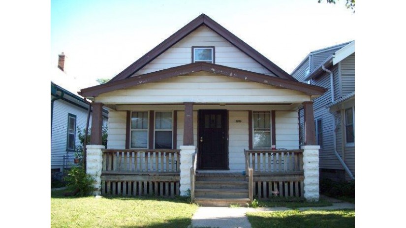 3206 W Fairmount Ave Milwaukee, WI 53209 by Root River Realty $69,900