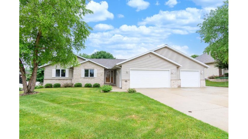 1591 Pine Ridge Ct Mayville, WI 53050 by Coldwell Banker Real Estate Group-Mayville $319,900