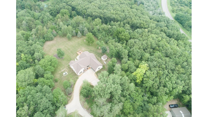 N1449 County Road E Palmyra, WI 53156 by Shorewest Realtors $560,000