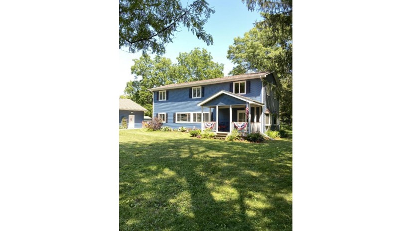 W1243 Poinsetta Rd Bloomfield, WI 53128 by Cove Realty, LLC $350,000