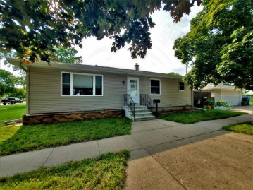 304 Adams St, Winona, WI 55987