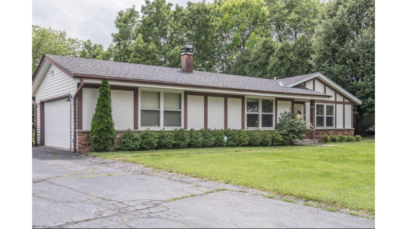 6245 W Plaza Cir Brown Deer, WI 53223 by Berkshire Hathaway HomeServices Metro Realty $335,000