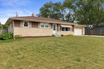 1345 Jean St, Union Grove, WI 53182-1401