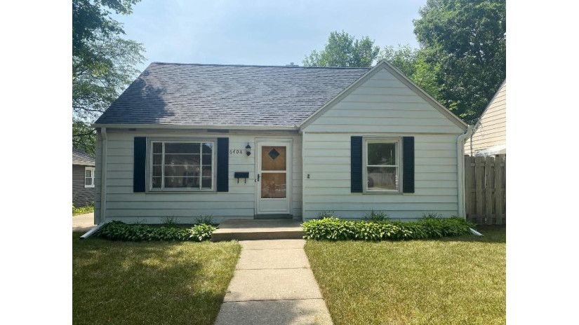 6408 47th Ave Kenosha, WI 53142 by Bear Realty , Inc. Ken $179,900