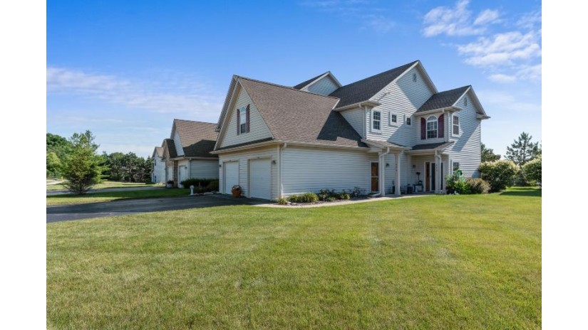 484 Pine Cove Ct Slinger, WI 53086 by Star Properties, Inc. $214,900