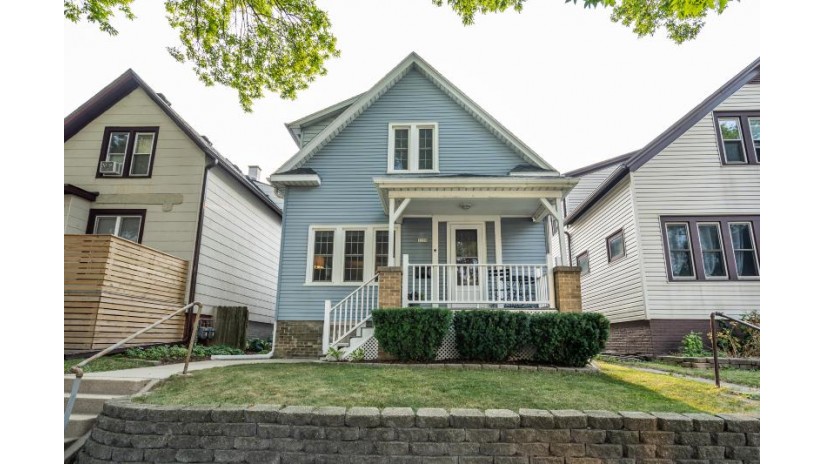 3159 S Clement Ave Milwaukee, WI 53207 by Corley Real Estate $264,000