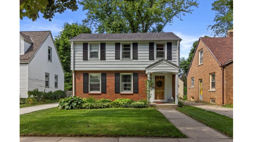 2649 N 65th St Wauwatosa, WI 53213 by Shorewest Realtors $225,000
