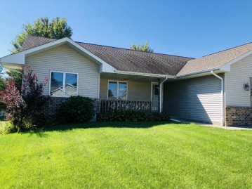 449 Reagan Rd, Kewaskum, WI 53040-8913